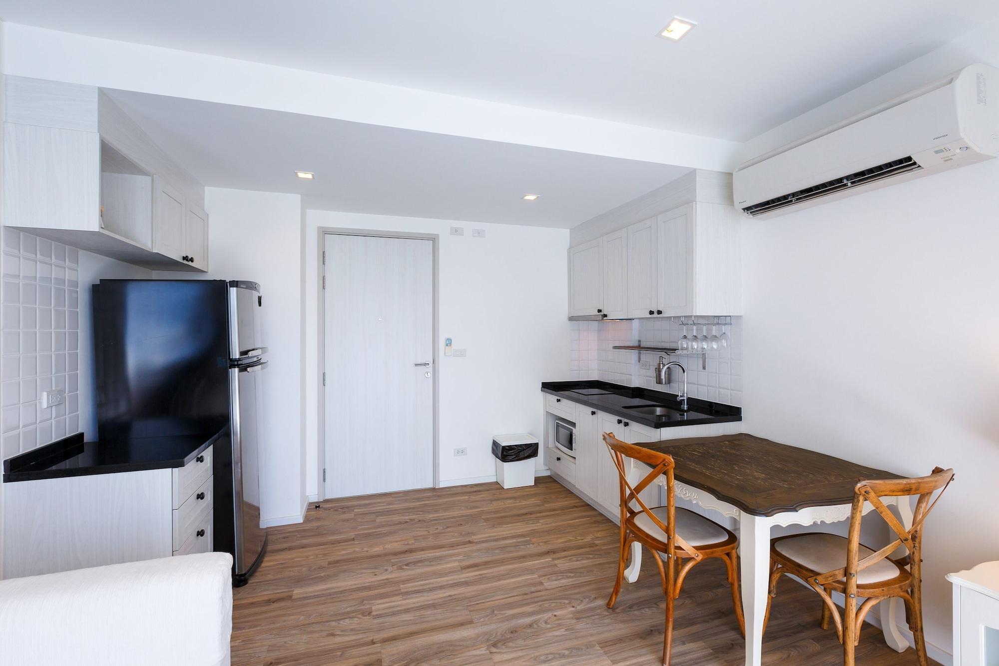 Summer Huahin Condominium Exterior photo
