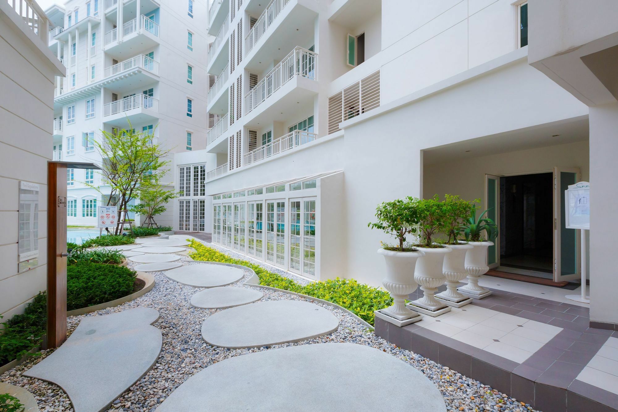 Summer Huahin Condominium Exterior photo